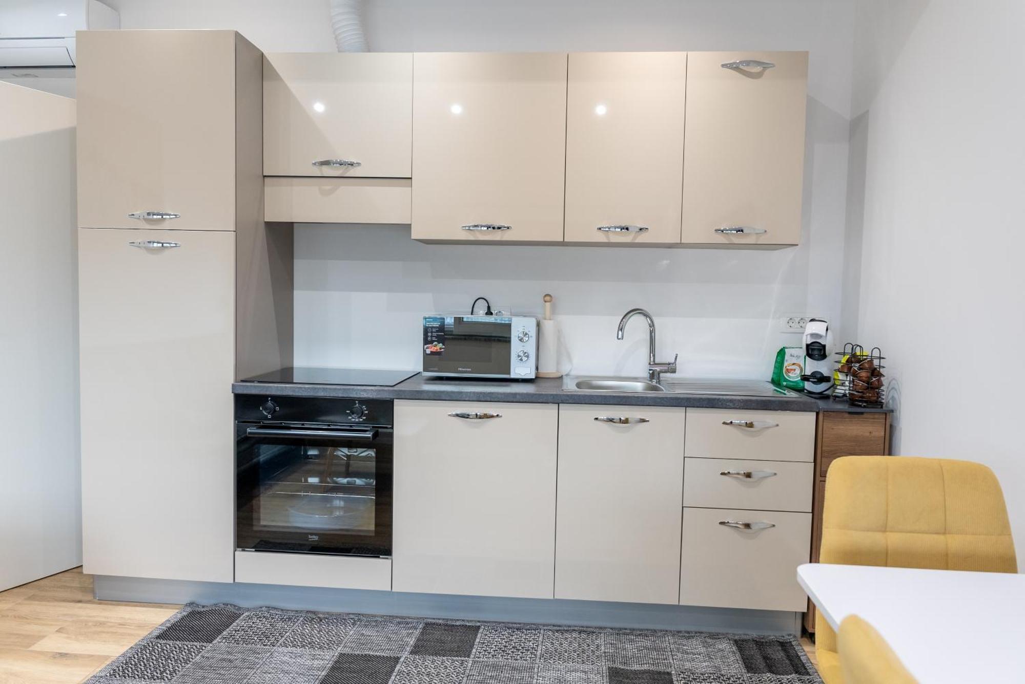 Appartement Golden Oasis Free Private Parking Ljubljana